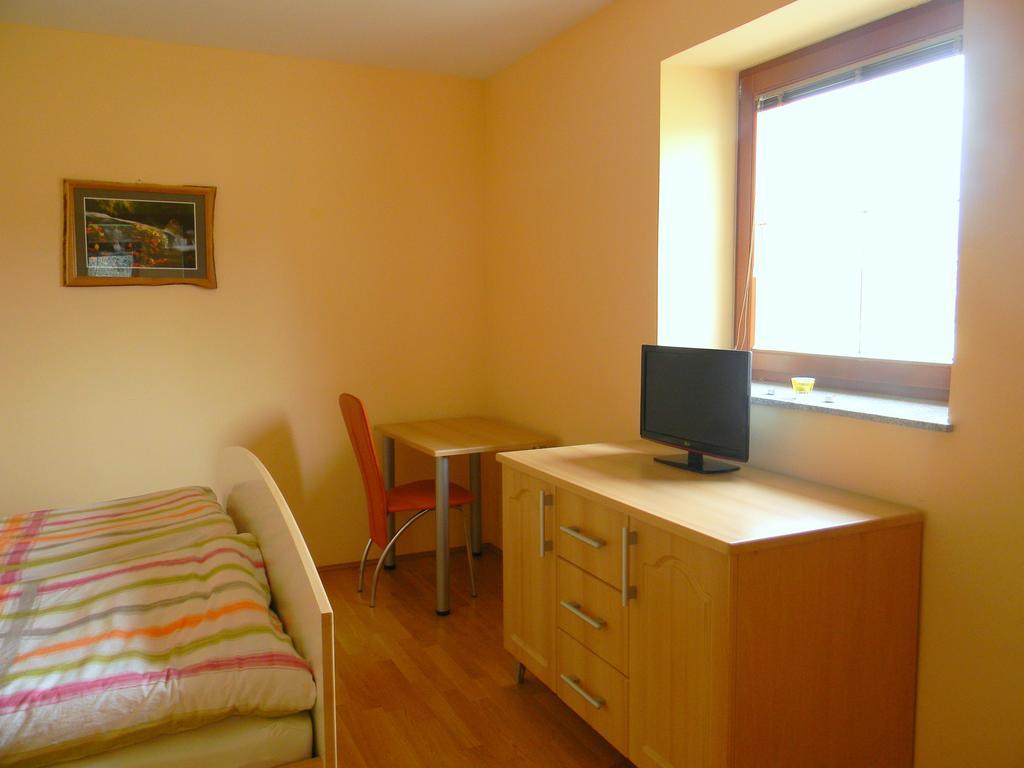 Villa Tourist Farm Kolar Ljubno Habitación foto