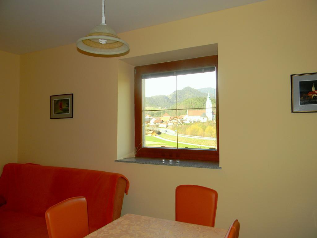 Villa Tourist Farm Kolar Ljubno Habitación foto